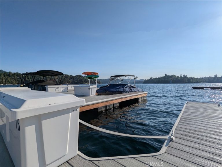 Dock for sale in Lake Arrowhead Dock for sale in Lake Arrowhead